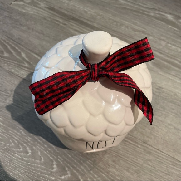 Rae Dunn Cream Acorn Birdhouse with Red Bow - Picture 2 of 4